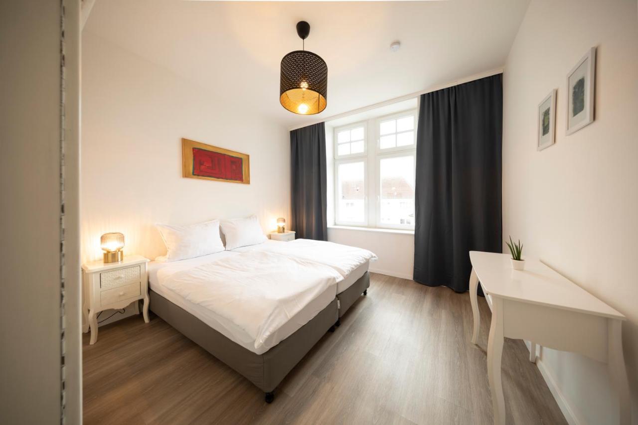 Jaybnb - Apartment Direkt Am Hafen Mit Terrasse Und Uhd Tv Dortmund Bagian luar foto
